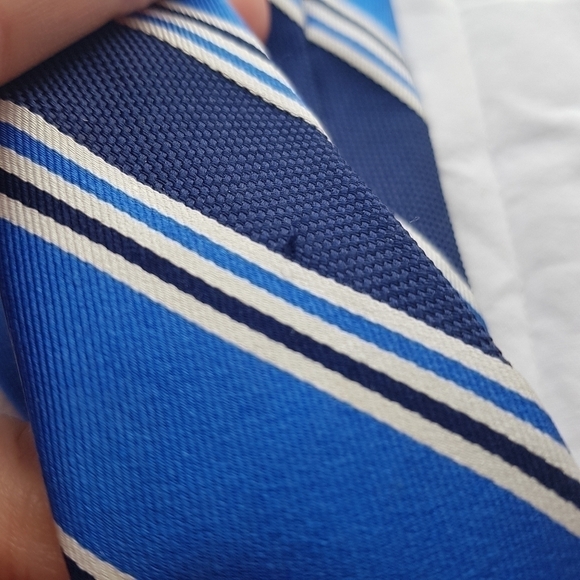 Talbots Men's Striped Silk Tie - Picture 5 of 7